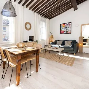 Le Ravissant - 50m Du Port - Très Calme Appartement